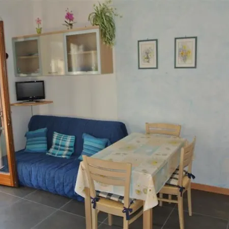 Comfortable Vacation Retreat In A Area Apartment *