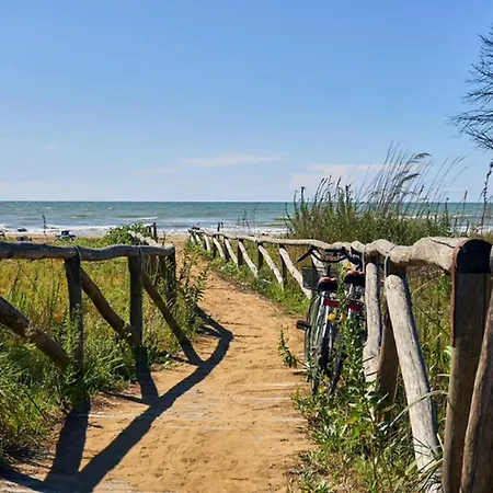 Comfortable Vacation Retreat In A Area Appartamento Bibione